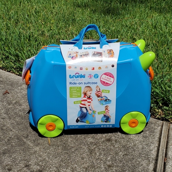 CMELISSA AND DOUG TRUNKI TERRANCE - Picture 1 of 1
